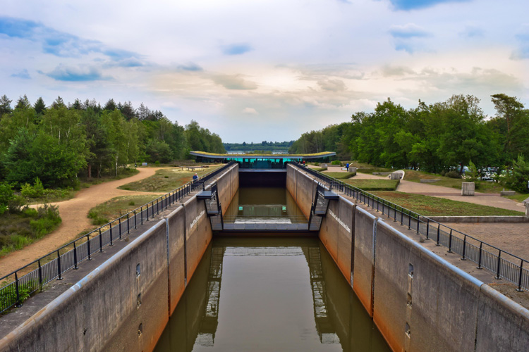 天津面包糠進口報關時效