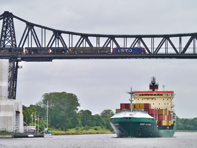 深圳奔馳進口報關(guān) 深圳奔馳進口報關(guān)